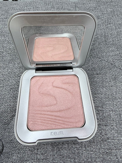 INTERSTELLAR HIGHLGHTER TOPPER-MISS URANIUS-PRODUCTO ORIGINAL EXISTENCIAS LIMITADAS