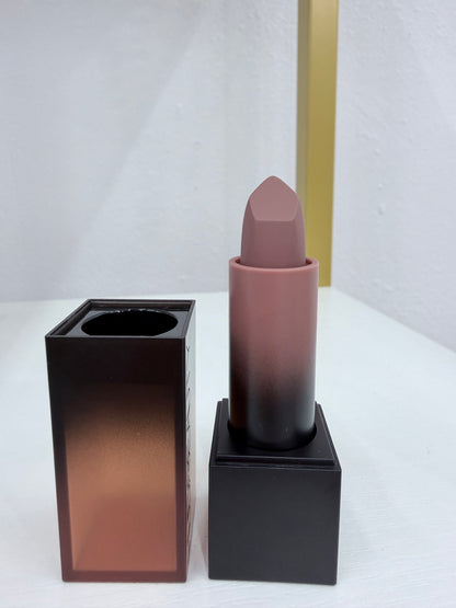 Huda Beauty  Lip Stick - Producto Original Existencias Limitadas